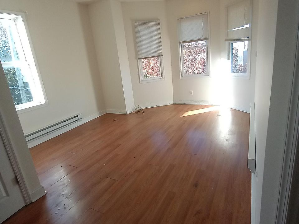 1st image of 1248 Oak Ln #5A