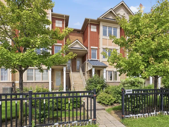 3985 Eglinton Ave W, Mississauga, ON