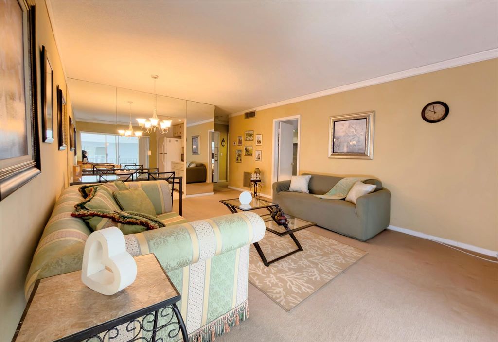 412 S Cypress Rd APT 225, photo 5