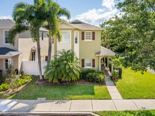 2300 SE Union Park Drive, Port St Lucie, FL 34952