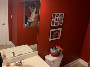311 Glenrobin Dr, Eden, NC 27288