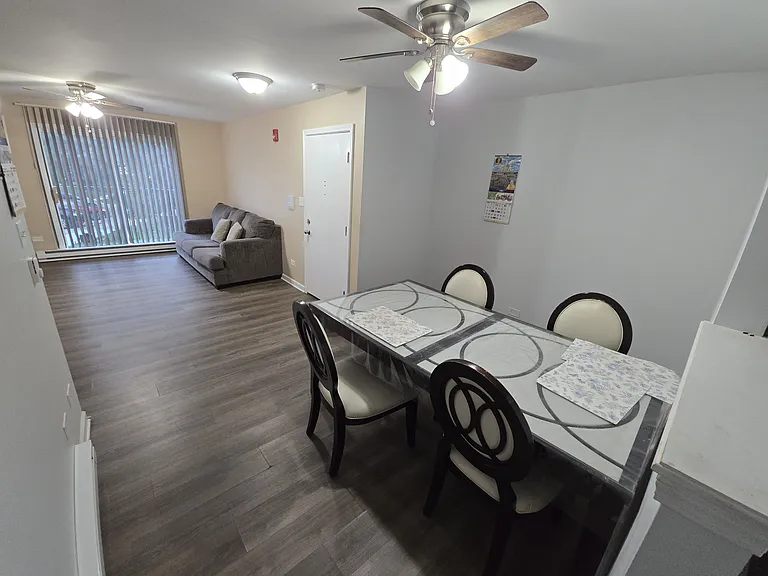 170 Waters Edge Dr #202 — Photo 4