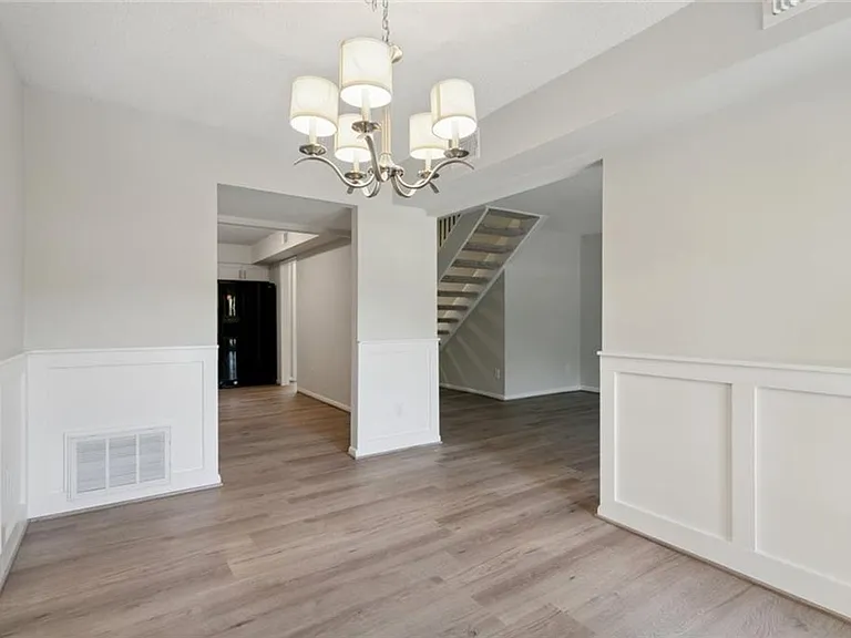 6442 Duquesne Pl — Photo 7
