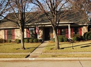 204 Carriage Ct, Coppell, TX 75019
