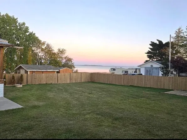 1&2 Lakeview Ave, Meota No. 468, SK S0M 0L0