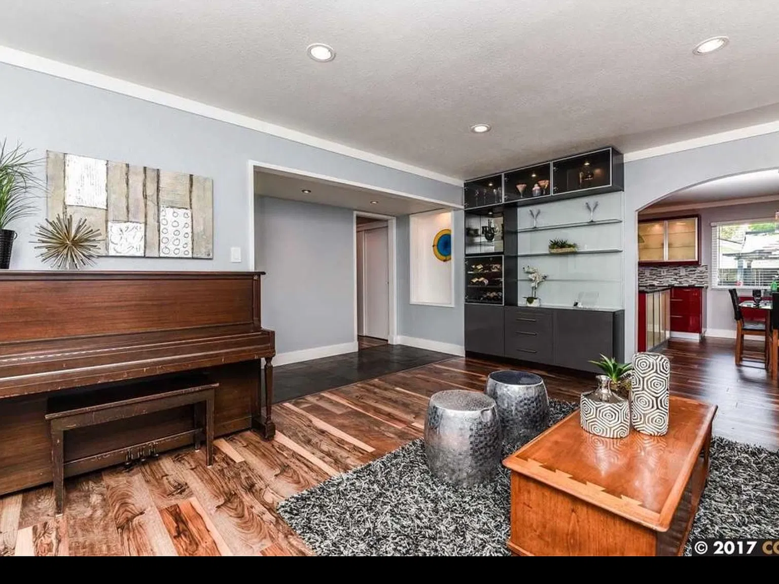 4 bed, 1578 sqft, $4,550 — Photo 4