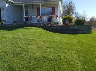 1379 Beechwood Rd, Salem, OH 44460