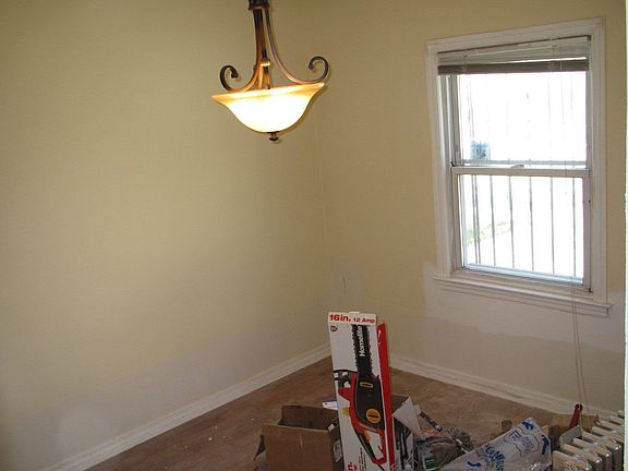 2nd image of 11907 227th St