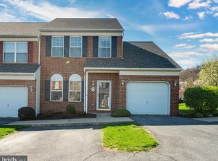 16 Creighton Cir, Reading, PA 19607