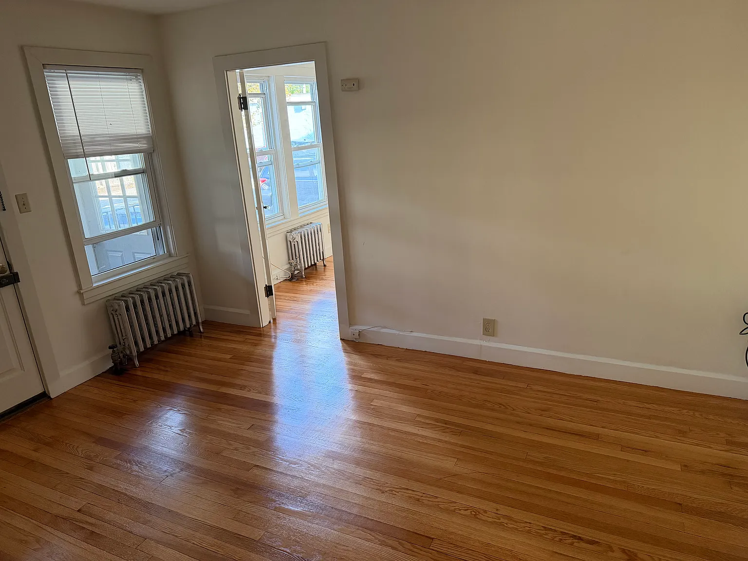 7 Robert St — Photo 3