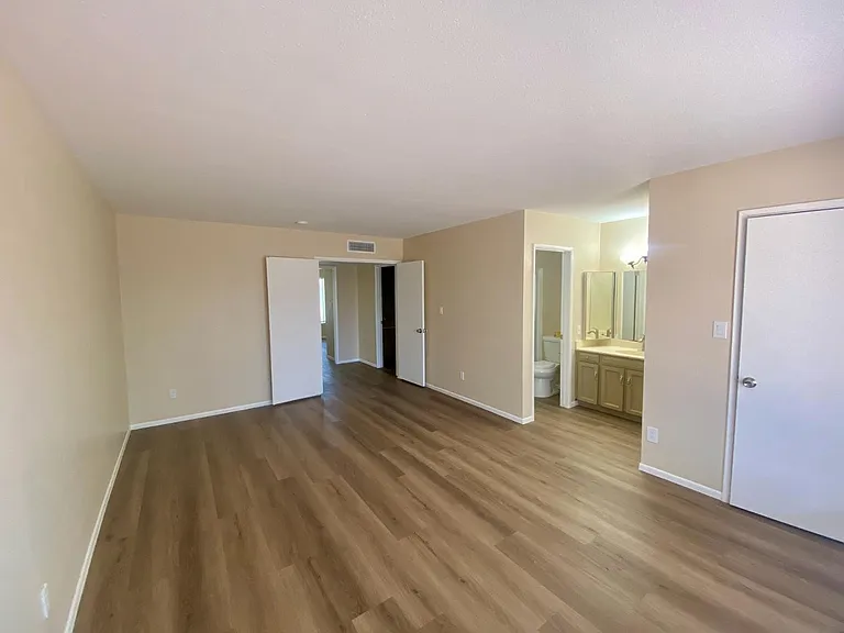 3137 W Campo Bello Dr — Photo 16