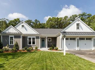 13 Tudor Ter, Mashpee, MA 02649