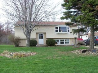 986 Beach Rd, Angola, NY 14006