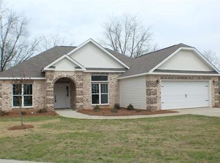 104 McEwen Ct, Perry, GA 31069