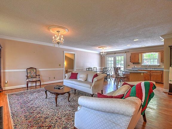4th image of 134 Milligan View Dr