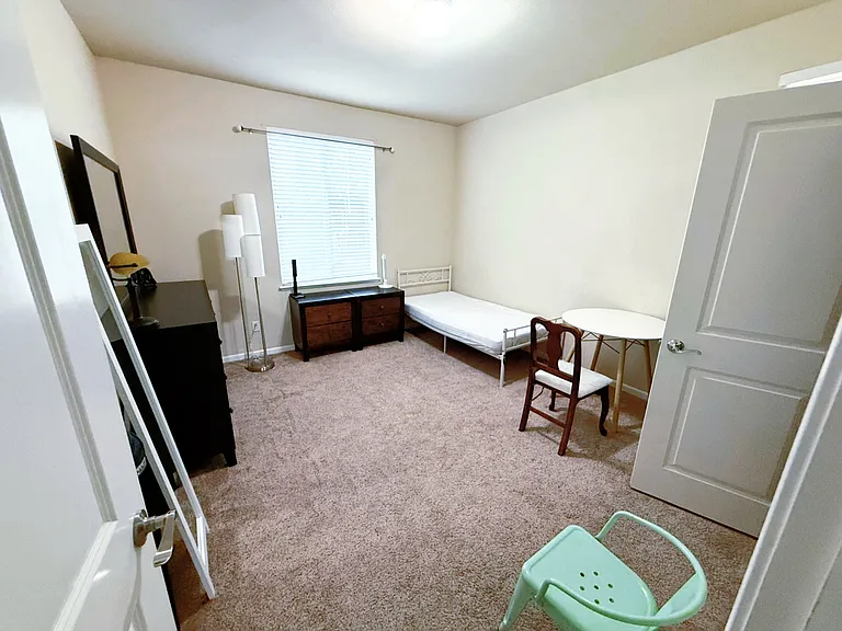 2249 Taylor Mountain Pl — Photo 3
