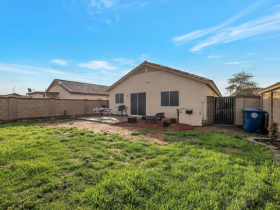 5th image of 11918 W Corrine Dr