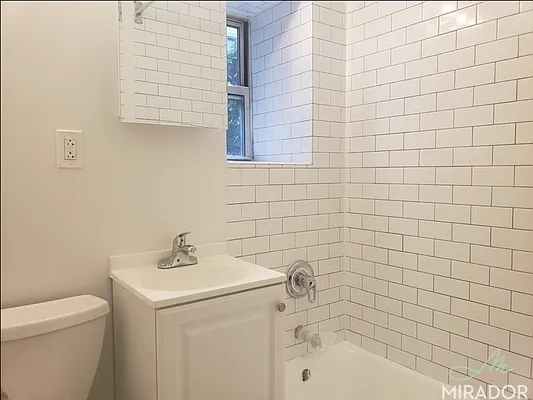 Rented by Mirador Real Estate | media 8