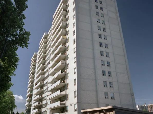 775 Steeles Avenue West