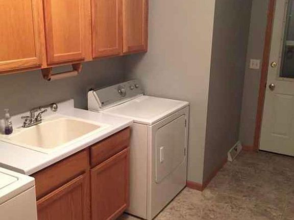 5th image of 609 Wellington Dr