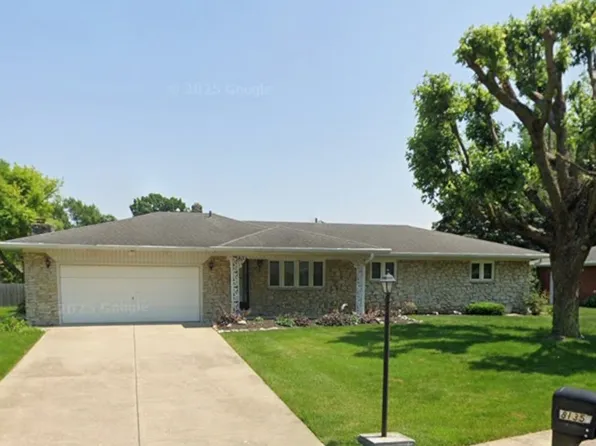 8135 Bishops Ln, Indianapolis, IN 46217
