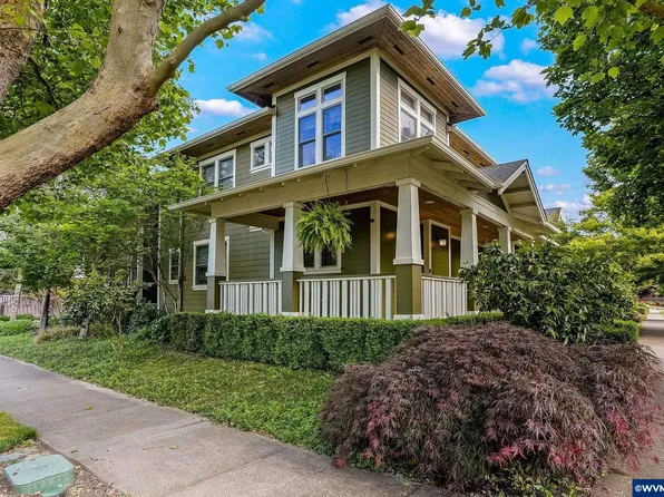 709 Sunnycroft Ln, Monmouth, OR 97361