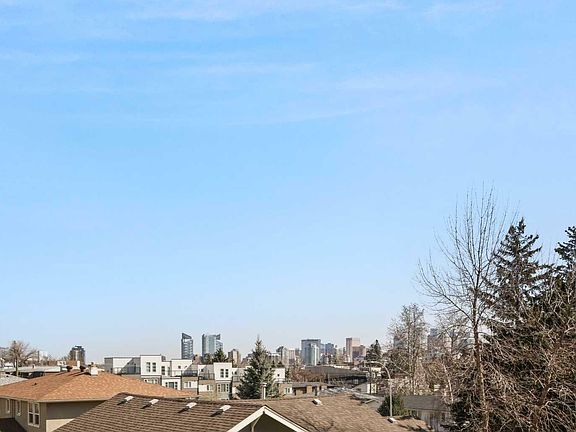 3rd image of 1800 26th Ave SW #118