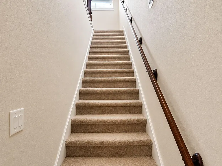 127 Lindenberry Cir — Photo 26