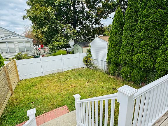 4th image of 25 Towanda Dr #2