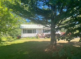 645 North Ter, Deer Isle, ME 04627