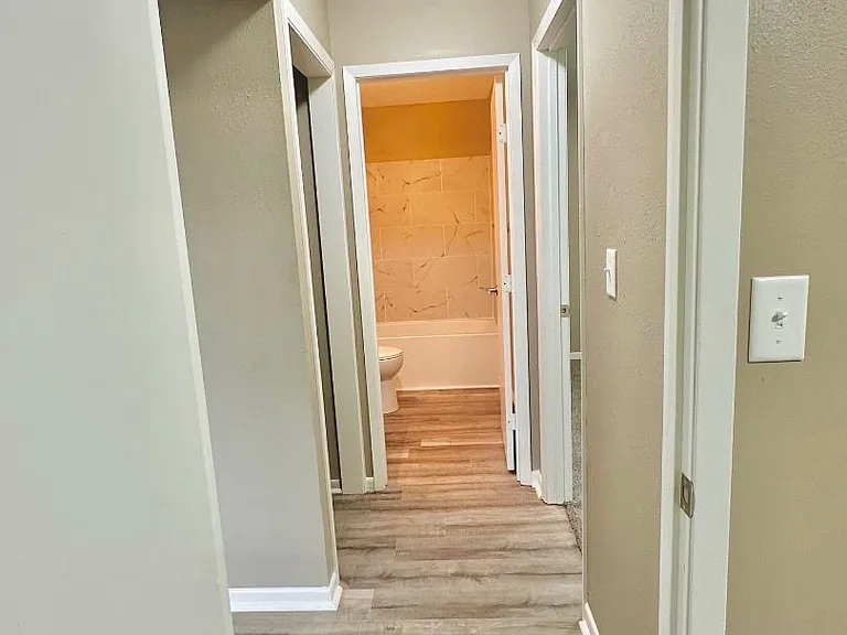 716 S 9th St — Photo 12