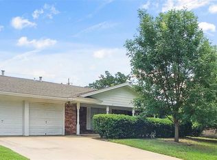1815 E Cedar Elm Dr, Arlington, TX 76012