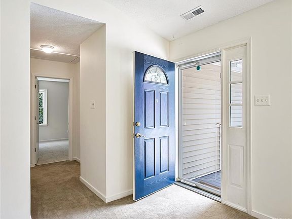 4th image of 4962 Newross Ct
