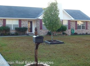 953 Gulfstream Rd, Hinesville, GA 31313