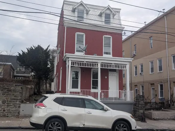 39 E Church Ln, Philadelphia, PA 19144
