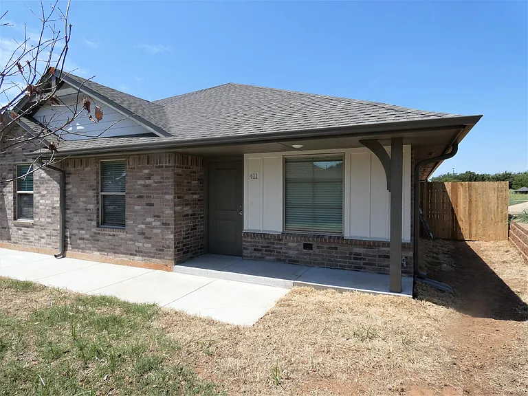 409 Vail Cir — Photo 3