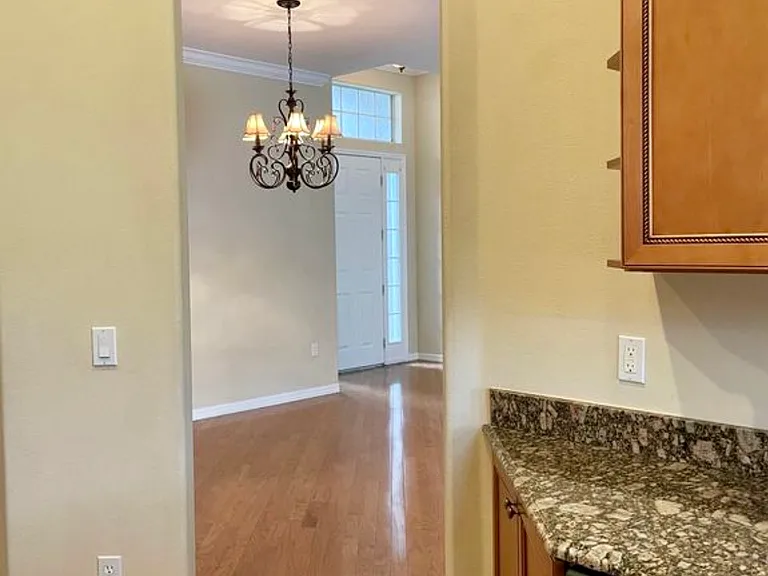 538 Newhall Ln — Photo 28