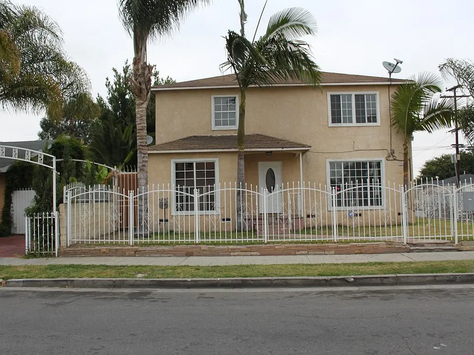 401 W Magnolia St #MAIN HOUSE
