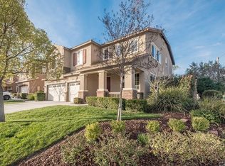 31943 Serrento Dr, Murrieta, CA 92563