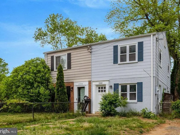 2340 Fairview Ter, Alexandria, VA 22303