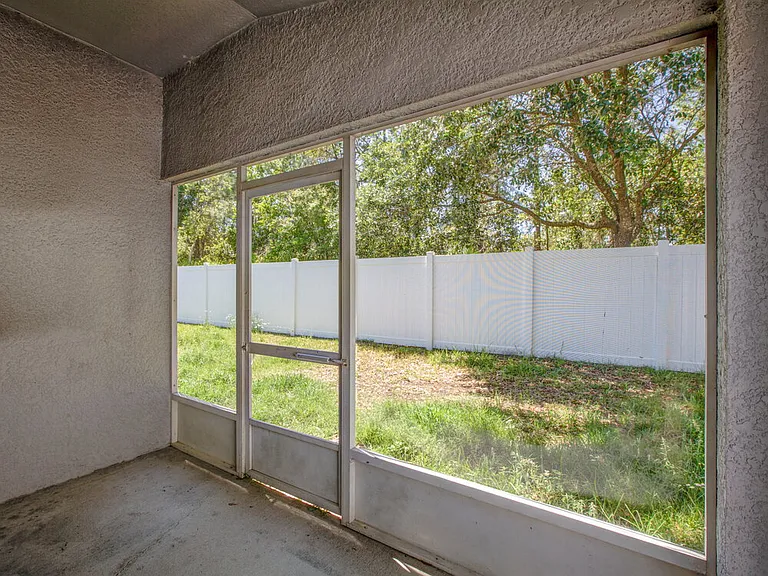 4232 Forest Island Dr — Photo 13
