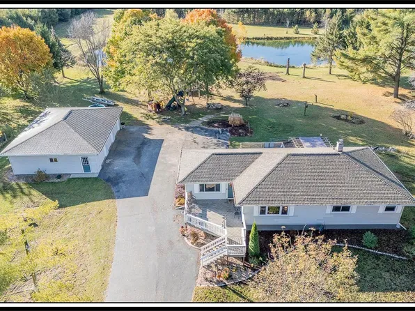 9575 County Rd HH, Fremont, WI 54940