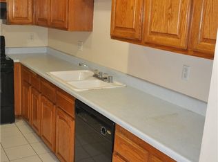9432 Shadowood Dr APT C, Montclair, CA 91763