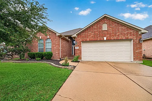 21610 Avalon Queen Dr Photo 1