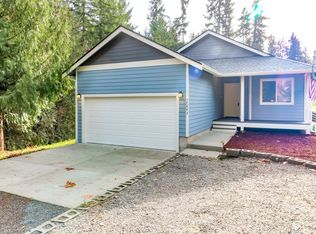 17643 Loop Ln SE, Yelm, WA 98597