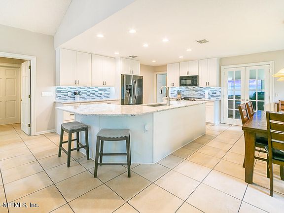 3rd image of 3818 Marnie Pl