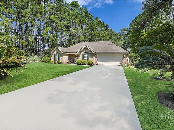 3rd image of 138 Bradford Drive
