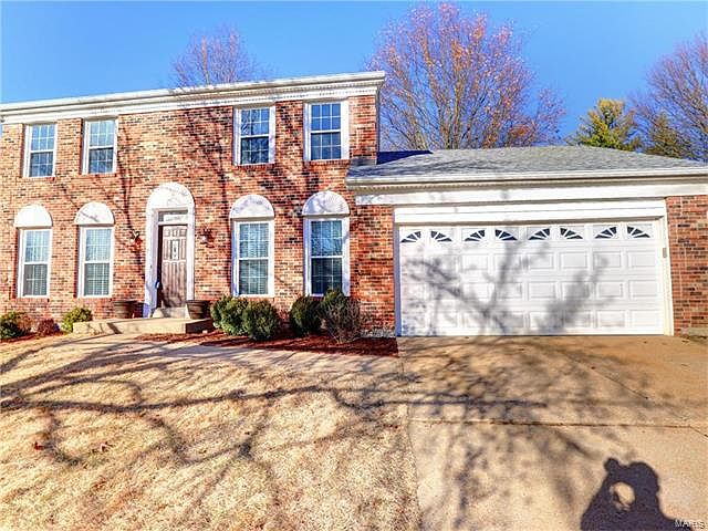 1st image of 2709 Willow Bluff Ct