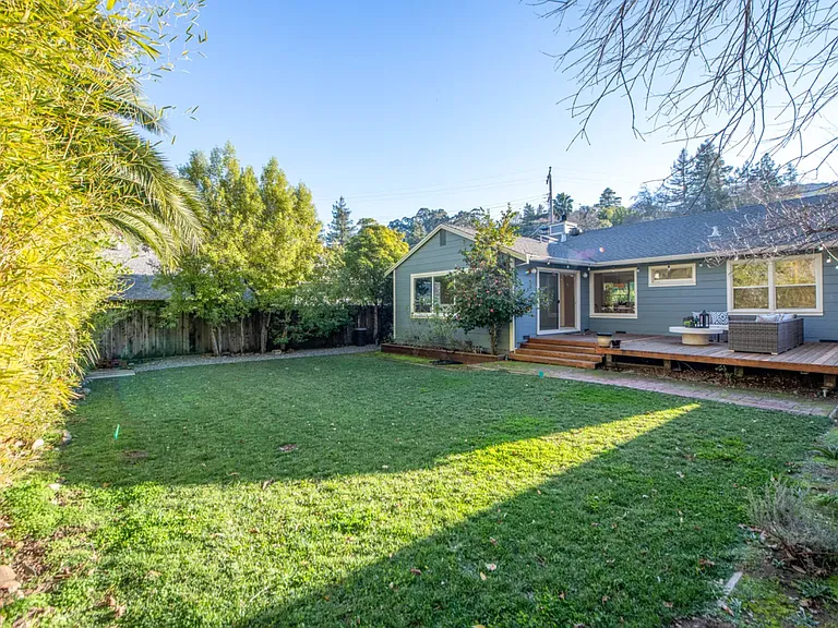 1300 San Anselmo Ave — Photo 24