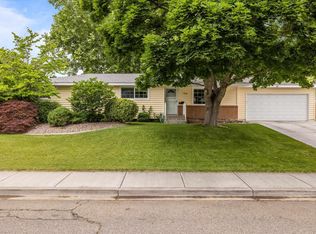 2008 S Fruitland St, Kennewick, WA 99337